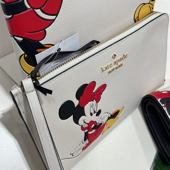 Kate Spade Disney X Kate Spade New York Minnie Medium L-Zip Wristlet
Parchment - Picture 7 of 16